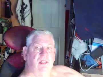 Canoelicker69 Chaturbate stream image from August 28, 2025
