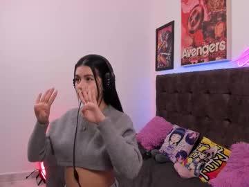 Xhaevrynne Chaturbate stream image from August 28, 2025