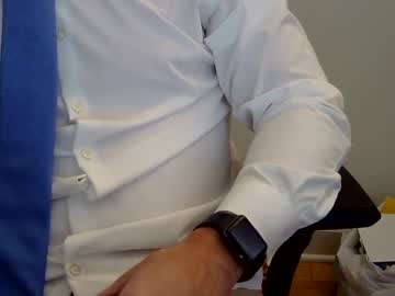Barelyknown Chaturbate stream image from August 28, 2025