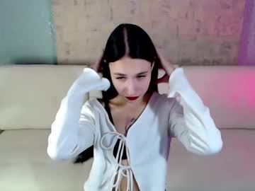 Kirabenett Chaturbate stream image from August 28, 2025