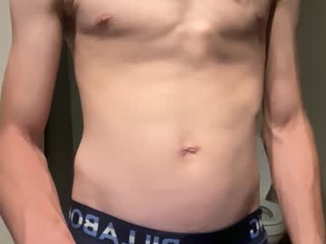 Skrtttx Chaturbate stream image from August 28, 2025