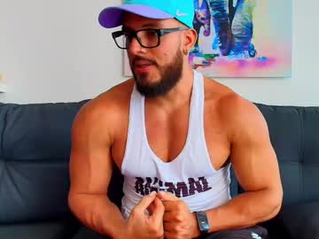 Tonybighott Chaturbate stream image from August 28, 2025
