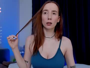 Lolalivex Chaturbate stream image from August 28, 2025
