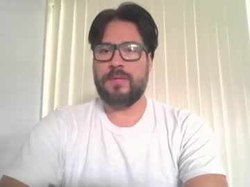 Vesturelove Chaturbate stream image from August 28, 2025