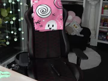 Leahobscure Chaturbate stream image from August 28, 2025
