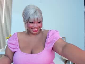 Liizzy_Foxxx Chaturbate stream image from August 28, 2025