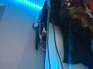 Likbbc Chaturbate stream image from August 28, 2025