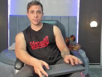 Liam_Walk Chaturbate stream image from August 28, 2025