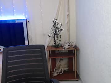 Missy_Eyess Chaturbate stream image from August 28, 2025