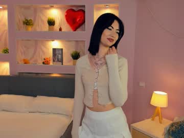 Queendutter Chaturbate stream image from August 28, 2025