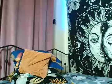 Thichslutx Chaturbate stream image from August 28, 2025