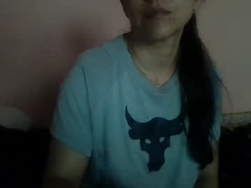 Paolamz10 Chaturbate stream image from August 28, 2025