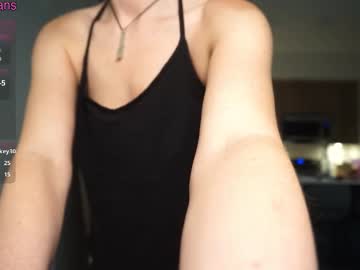 Remibliss Chaturbate stream image from August 28, 2025