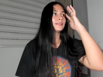 Sophie_Foxxx Chaturbate stream image from August 28, 2025
