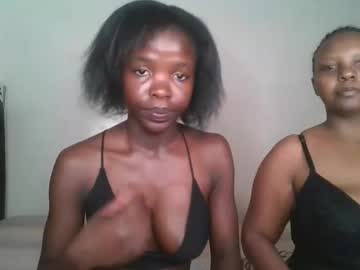 Kinky_Aria Chaturbate stream image from August 29, 2025