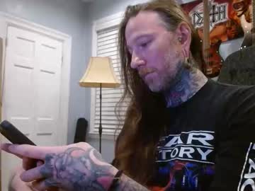 Longhair021 Chaturbate stream image from August 29, 2025