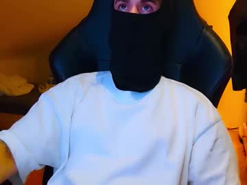 Velirt97 Chaturbate stream image from August 29, 2025