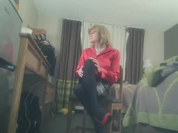 Slutjennifertransxx Chaturbate stream image from August 29, 2025