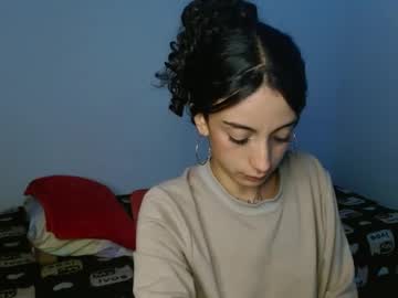 Lil_Lisaa Chaturbate stream image from August 29, 2025