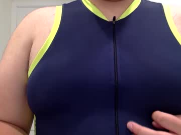 Lycratits Chaturbate stream image from August 29, 2025