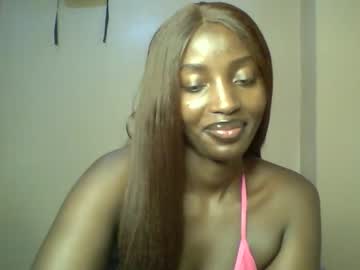 Sweet_Zuri3 Chaturbate stream image from August 29, 2025