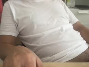 Kimbometalhead Chaturbate stream image from August 29, 2025