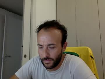 Hhombre Chaturbate stream image from August 29, 2025
