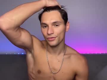Denlover Chaturbate stream image from August 29, 2025