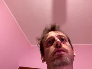 Casperball Chaturbate stream image from August 29, 2025