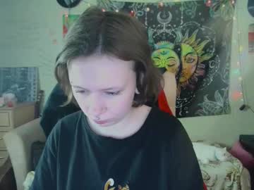 Lileyfoxxx Chaturbate stream image from August 29, 2025