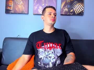 Damian__Oliver Chaturbate stream image from August 29, 2025