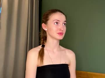 Lily_Savage Chaturbate stream image from August 29, 2025