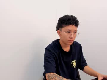 Moonkitty_ Chaturbate stream image from August 29, 2025