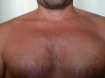 Newtyguy90 Chaturbate stream image from August 29, 2025