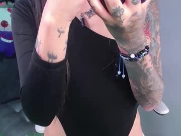 Amelierouss Chaturbate stream image from August 29, 2025