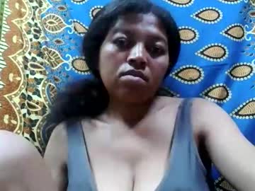 Henitsaldy Chaturbate stream image from August 29, 2025