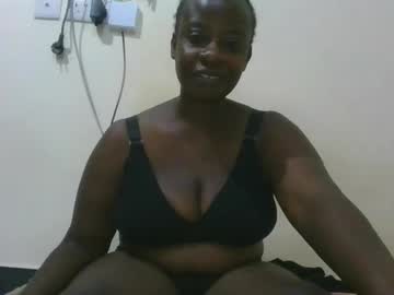 Sweetyass25 Chaturbate stream image from August 29, 2025