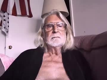 Alphauniform Chaturbate stream image from August 29, 2025