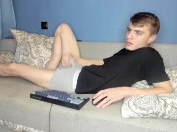 Bristlebback Chaturbate stream image from August 29, 2025