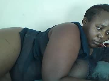 Cuteaurel Chaturbate stream image from August 29, 2025
