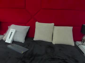 Eliza_Belly Chaturbate stream image from August 29, 2025
