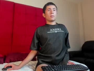Kevin_Wz Chaturbate stream image from August 29, 2025