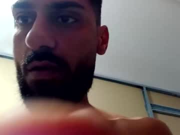 Innes_Russel Chaturbate stream image from August 29, 2025