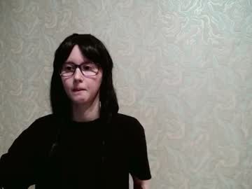 Amomira Chaturbate stream image from August 30, 2025