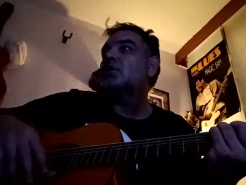 Carlos_705 Chaturbate stream image from August 30, 2025