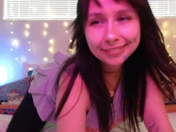 Wingardiumleveveosa Chaturbate stream image from August 30, 2025