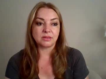 Nayvel Chaturbate stream image from August 30, 2025