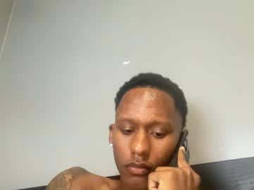 Letmeeatup Chaturbate stream image from August 30, 2025