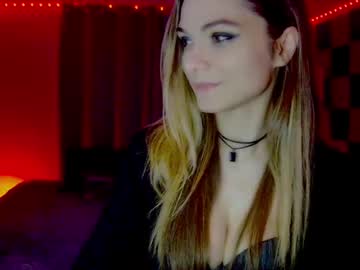 Darkskullmistress Chaturbate stream image from August 30, 2025