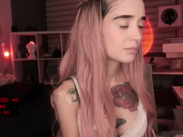 Lonelly_Lolly98 Chaturbate stream image from August 30, 2025